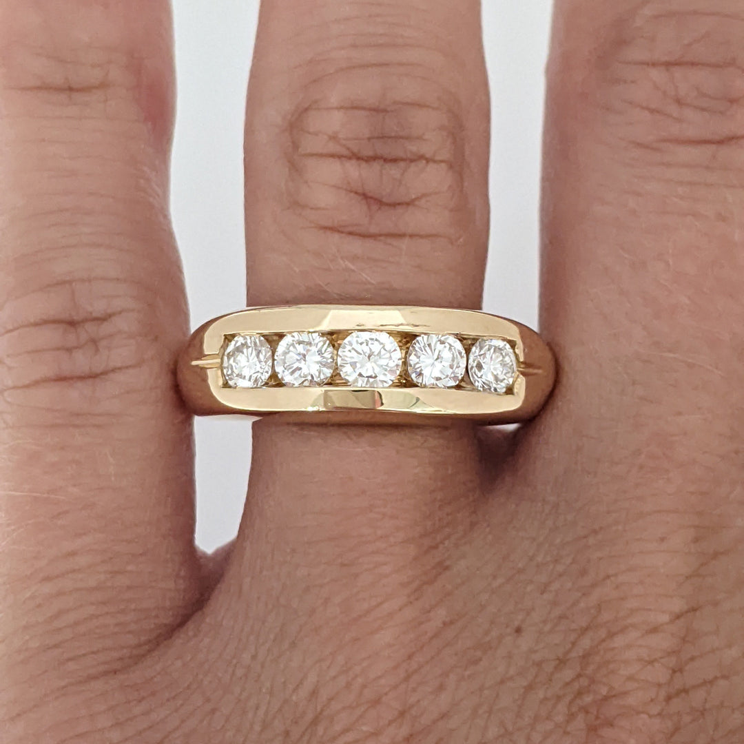 14K .94 CARAT TOTAL WEIGHT SI2 H DIAMOND ROUND (5) ESTATE CHANNEL BAND 9.6 GRAMS