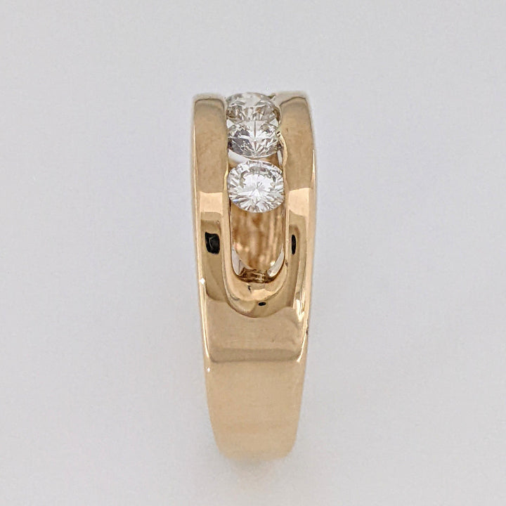 14K .60 CARAT TOTAL WEIGHT VS2 I DIAMOND ROUND (4) ESTATE CHANNEL BAND 6.5 GRAMS