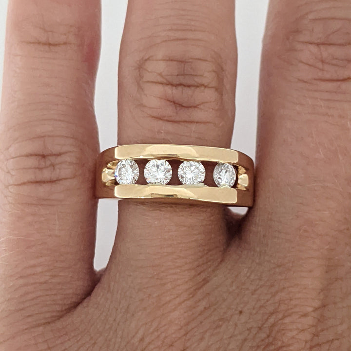 14K .60 CARAT TOTAL WEIGHT VS2 I DIAMOND ROUND (4) ESTATE CHANNEL BAND 6.5 GRAMS