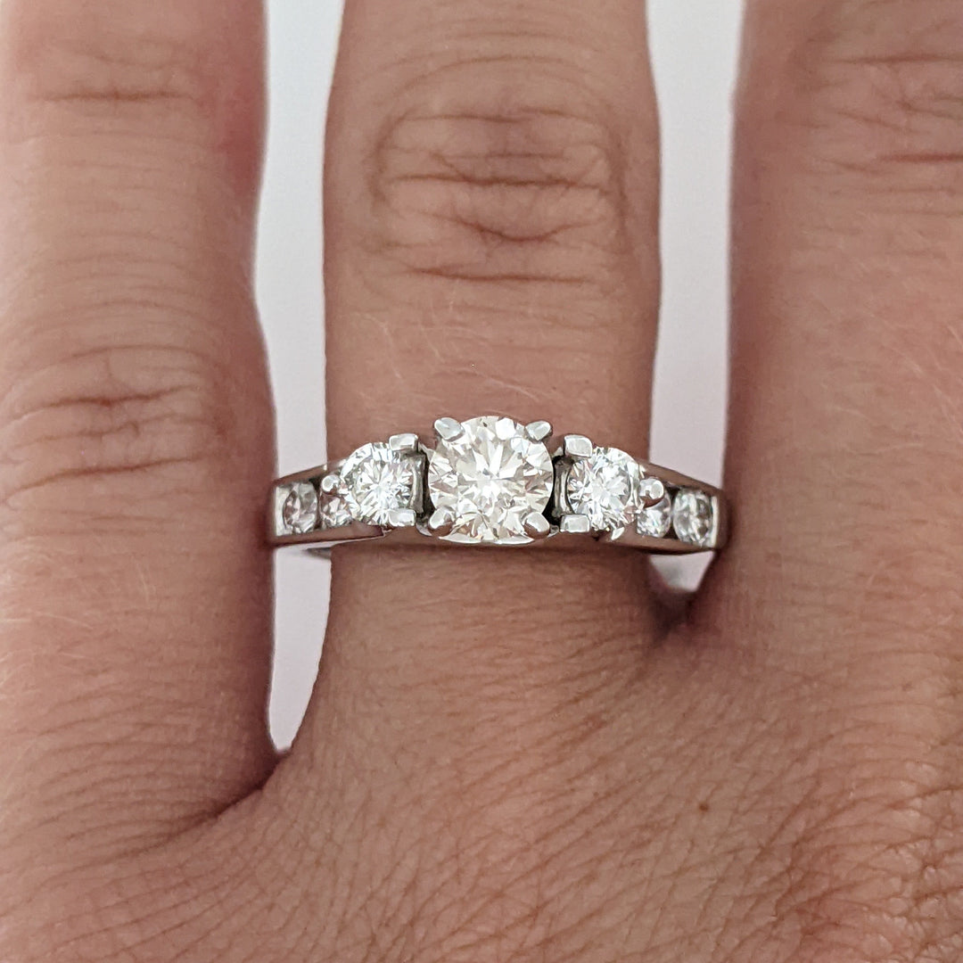 14K WHITE .1.19 CARAT TOTAL WEIGHT SI1 N (1) H (6) DIAMOND ROUND ESTATE RING 4.3 GRAMS