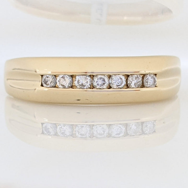 14K .25 CARAT TOTAL WEIGHT I1 I DIAMOND ROUND (7) ESTATE CHANNEL SET BAND 7.7 GRAMS