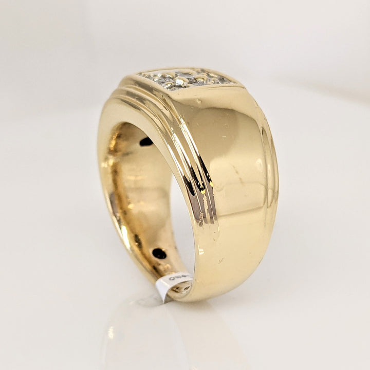 10K DIAMOND ROUND (9) PROMOIONAL 3-ROW ESTATE RING 7.6 GRAMS