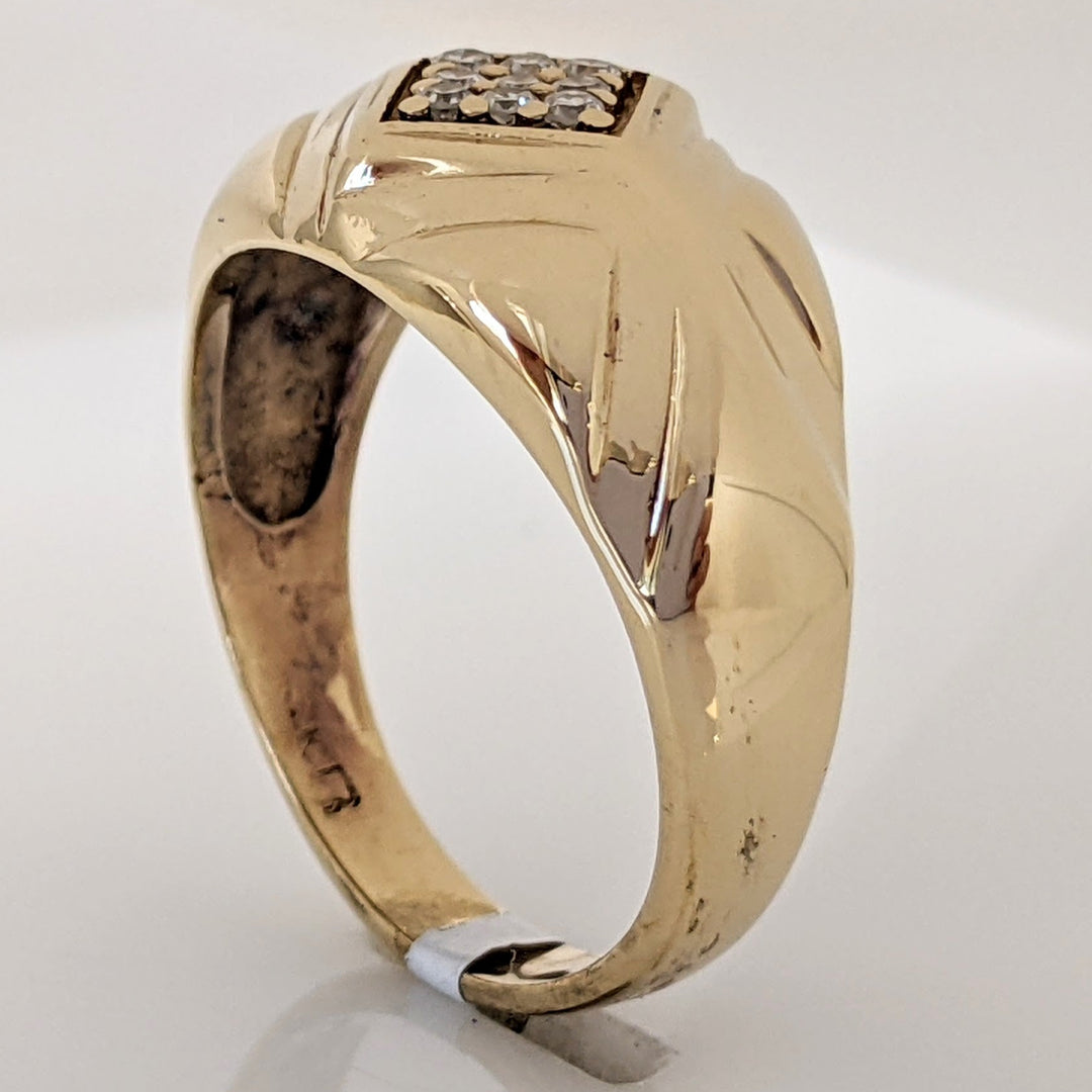 14K .13 CARAT TOTAL WEIGHT SI2 H DIAMOND ROUND (9) SQUARE TOP ESTATE RING 6.5 GRAMS