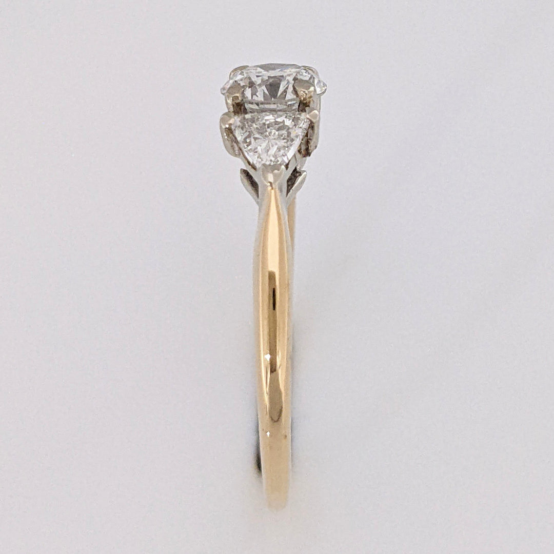 14K .93 CARAT TOTAL WEIGHT SI1 F DIAMOND ROUND WITH (2) TRILLION TRINITY ESTATE RING 2.4 GRAMS