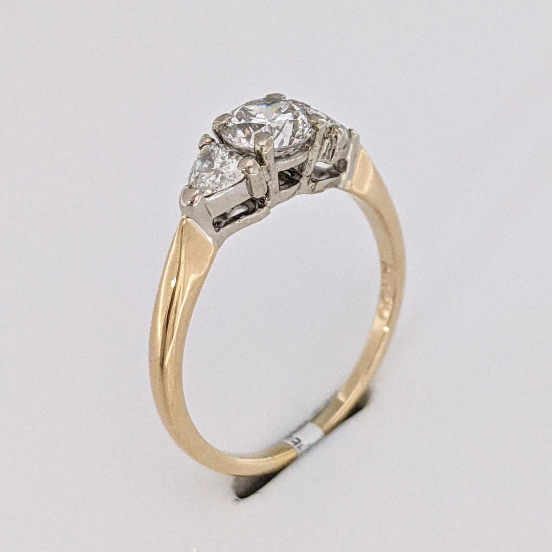 14K .93 CARAT TOTAL WEIGHT SI1 F DIAMOND ROUND WITH (2) TRILLION TRINITY ESTATE RING 2.4 GRAMS