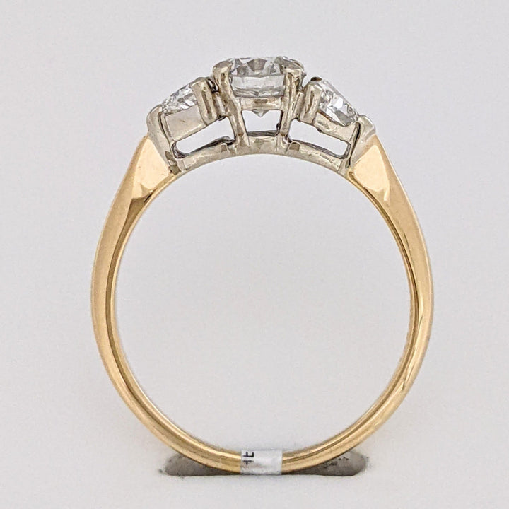 14K .93 CARAT TOTAL WEIGHT SI1 F DIAMOND ROUND WITH (2) TRILLION TRINITY ESTATE RING 2.4 GRAMS