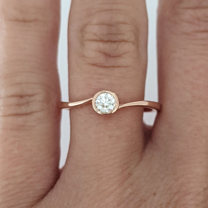 10K ROSE .20 CARAT TOTAL VS2 I DIAMOND ROUND BYPASS BEZEL ESTATE RING 1.5 GRAMS