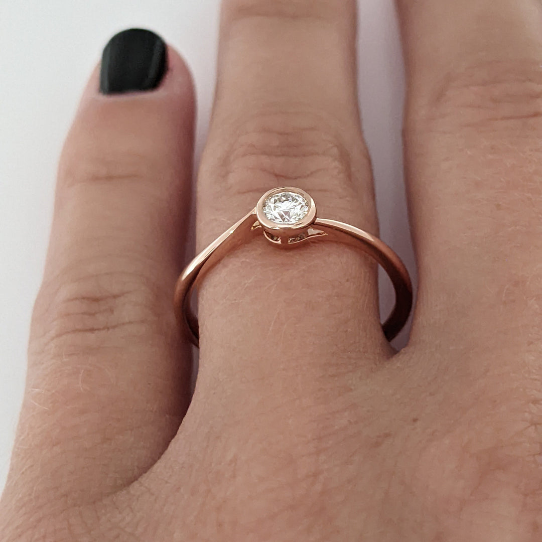 10K ROSE .20 CARAT TOTAL VS2 I DIAMOND ROUND BYPASS BEZEL ESTATE RING 1.5 GRAMS