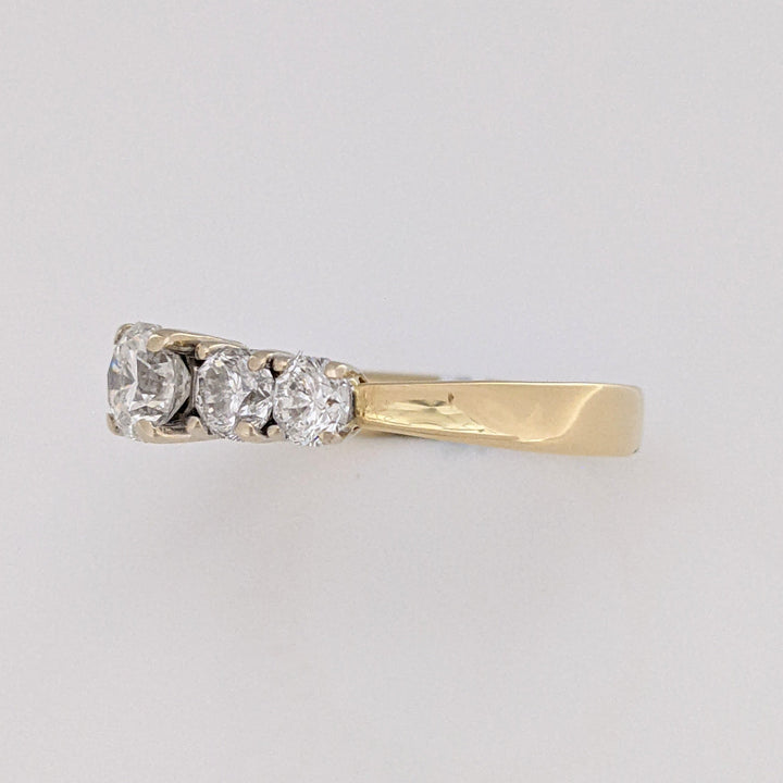 18K 1.95 CARAT TOTAL WEIGHT VVS2 F DIAMOND ROUND (5) ESTATE RING 4.9 GRAMS