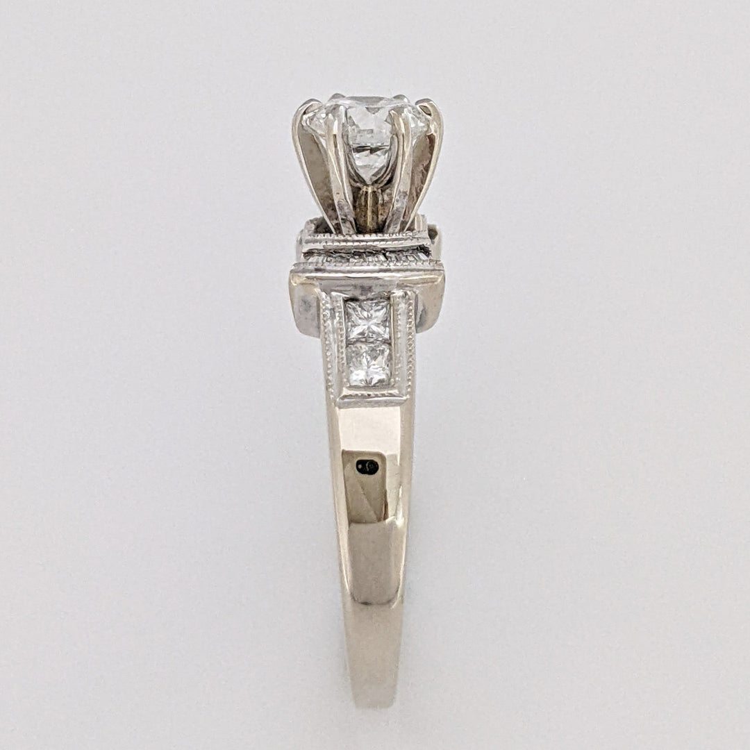 18K WHITE .70 CARAT TOTAL VS2 E DIAMOND ROUND WITH (12) BAGUETTE CUT AND (4) PRINCESS CUT ESTATE RING 5.4 GRAMS