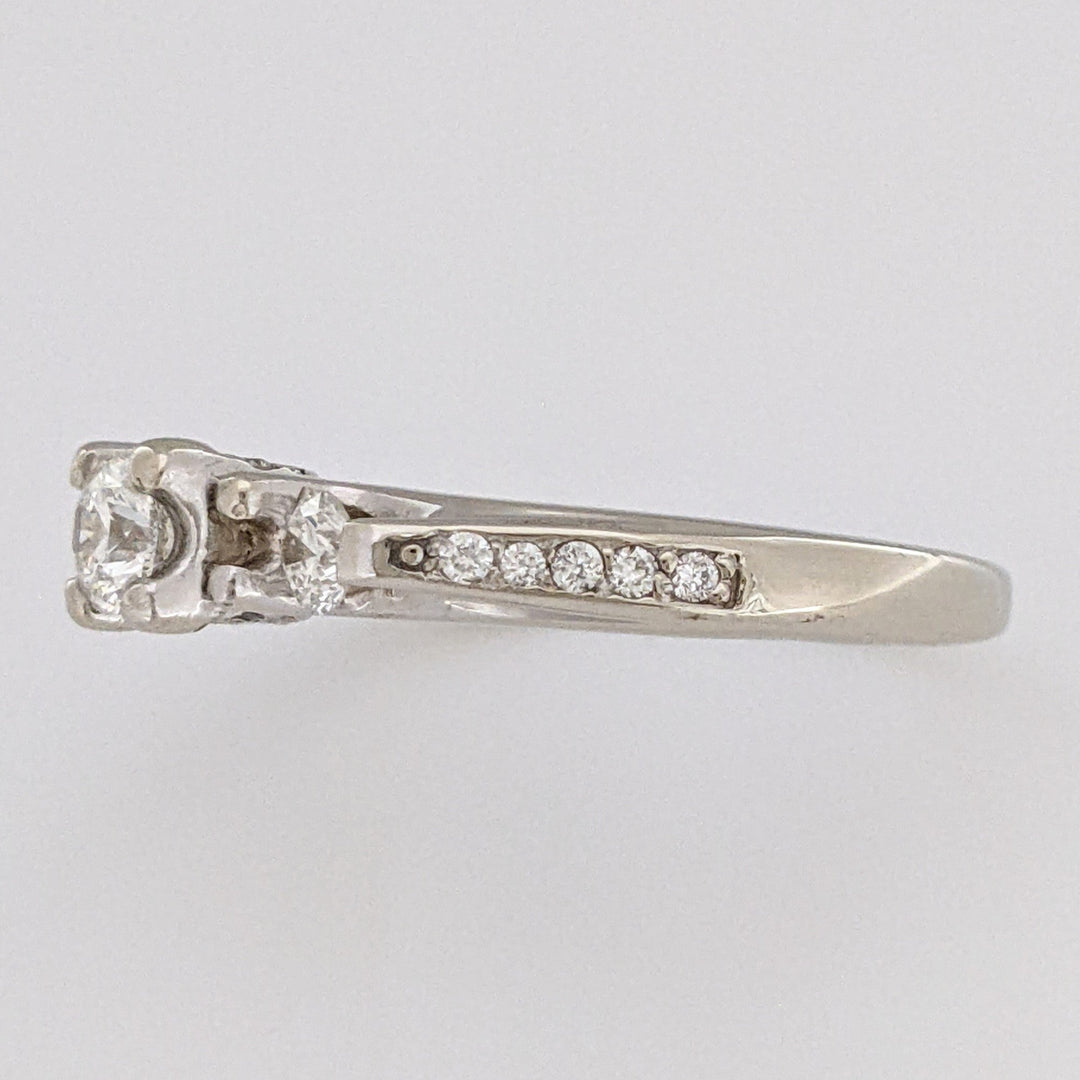 14K WHITE .46 CARAT TOTAL WEIGHT SI2 H DIAMOND ROUND (13) TRINITY ESTATE RING 3.2G