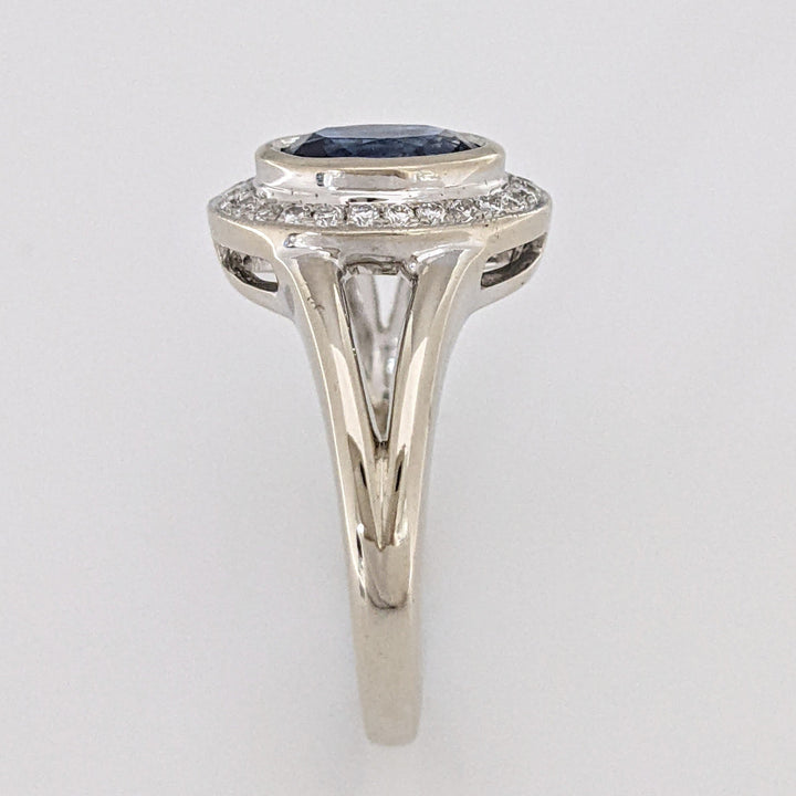 14K CEYLON SAPPHIRE OVAL 1.40 CARAT TOTAL WITH .15 DIAMOND TOTAL WEIGHT BEZEL ESTATE RING 4.6 GRAMS