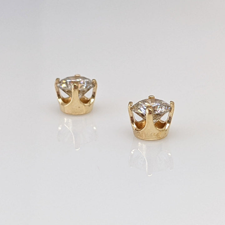 14K .96 CARAT TOTAL WEIGHT I1 K DIAMOND ROUND (2) ESTATE STUD EARRINGS 1.0 GRAMS
