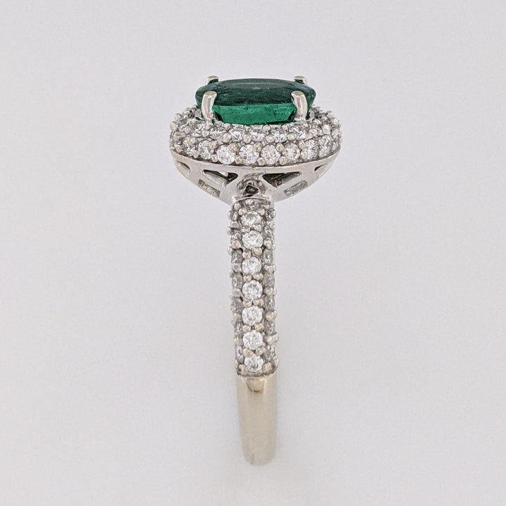 18K WHITE 1.25 CARAT TOTAL EMERALD ROUND WITH .78 DIAMOND TOTAL WEIGHT HALO ESTATE RING 4.5 GRAMS