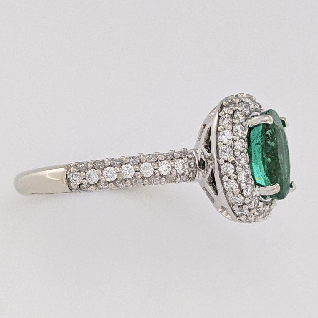 18K WHITE 1.25 CARAT TOTAL EMERALD ROUND WITH .78 DIAMOND TOTAL WEIGHT HALO ESTATE RING 4.5 GRAMS