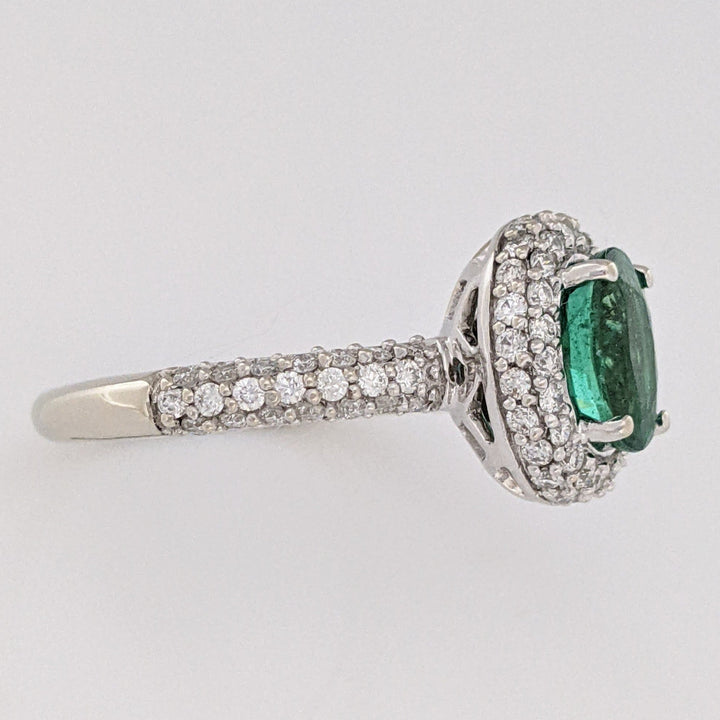 18K WHITE 1.25 CARAT TOTAL EMERALD ROUND WITH .78 DIAMOND TOTAL WEIGHT HALO ESTATE RING 4.5 GRAMS