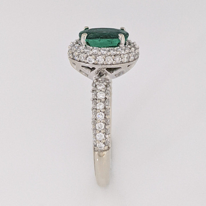 18K WHITE 1.25 CARAT TOTAL EMERALD ROUND WITH .78 DIAMOND TOTAL WEIGHT HALO ESTATE RING 4.5 GRAMS