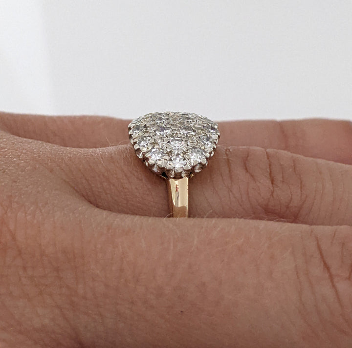 14K .66 CARAT TOTAL WIEGHT VS2 I DIAMOND ROUND (39) ESTATE CLUSTER RING 3.9 GRAMS