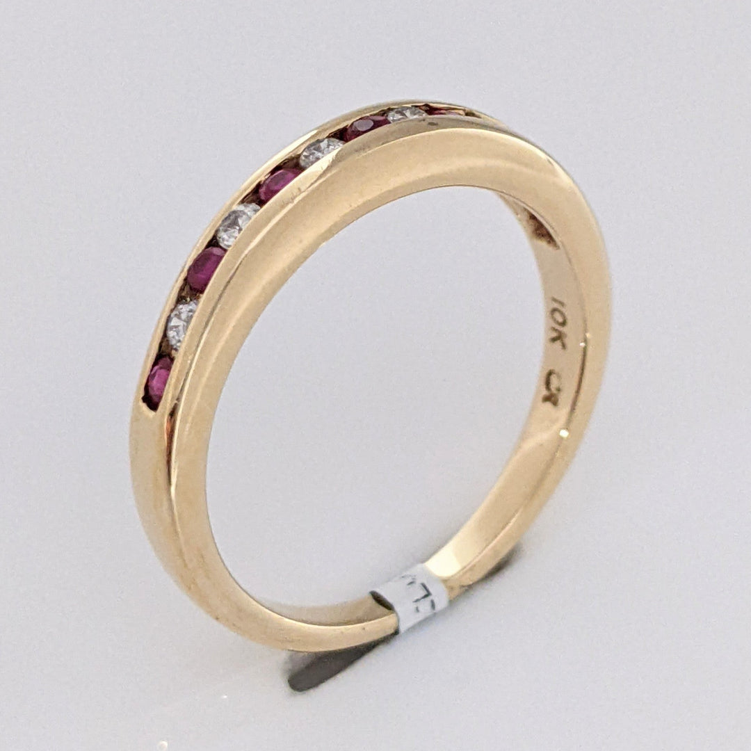 10K RUBY ROUND (6) DIAMOND (7) ESTATE CHANNEL-SET BAND 2.7 GRAMS