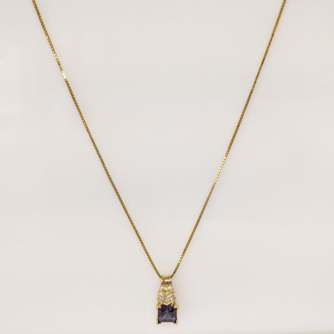 14K CHATHAM ALEXANDRITE PRINCESS CUT 6MM WITH (3) MELEE ESTATE PENDANT & CHAIN 3.8 GRAMS