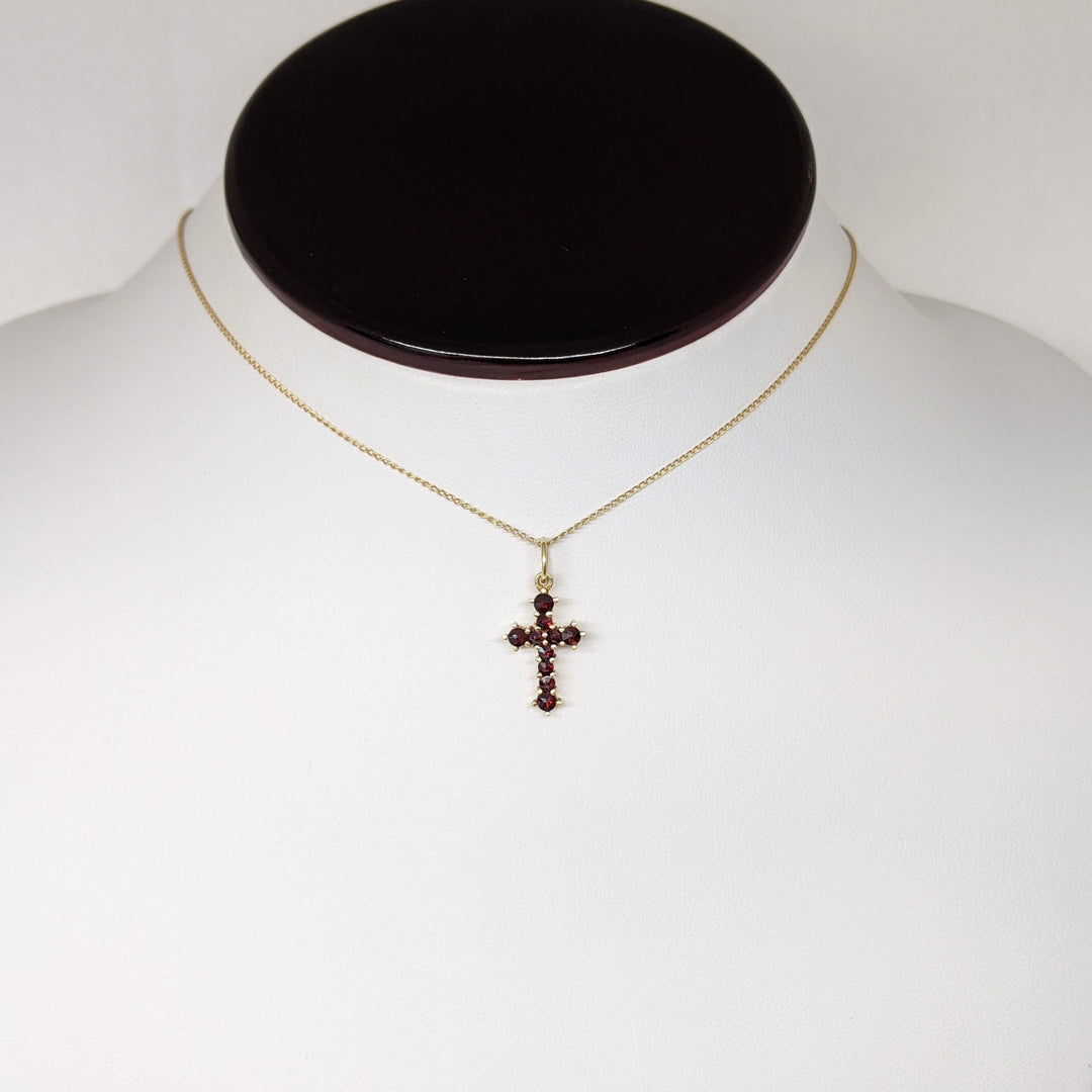 14K GARNET ROUND (10) 2.0MM ESTATE CROSS PENDANT & CHAIN 1.8 GRAMS