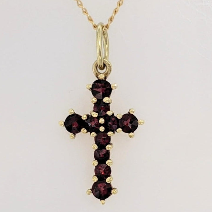 14K GARNET ROUND (10) 2.0MM ESTATE CROSS PENDANT & CHAIN 1.8 GRAMS