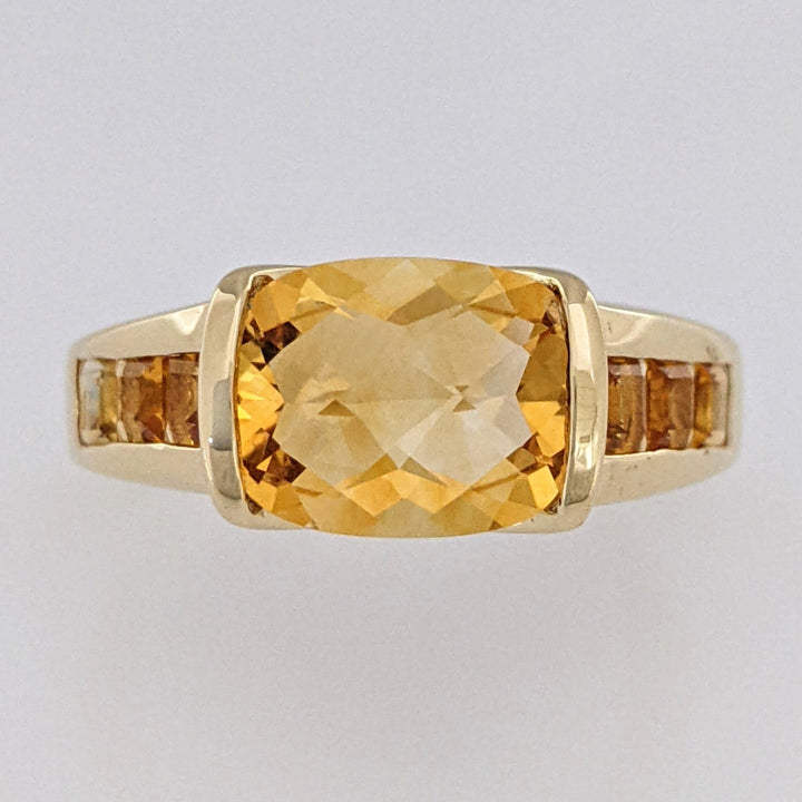 14K CITRINE CUSHION CUT 8X10 BAR SET WITH (6) PRINCESS CUT ESTATE RING 5.1 GRAMS