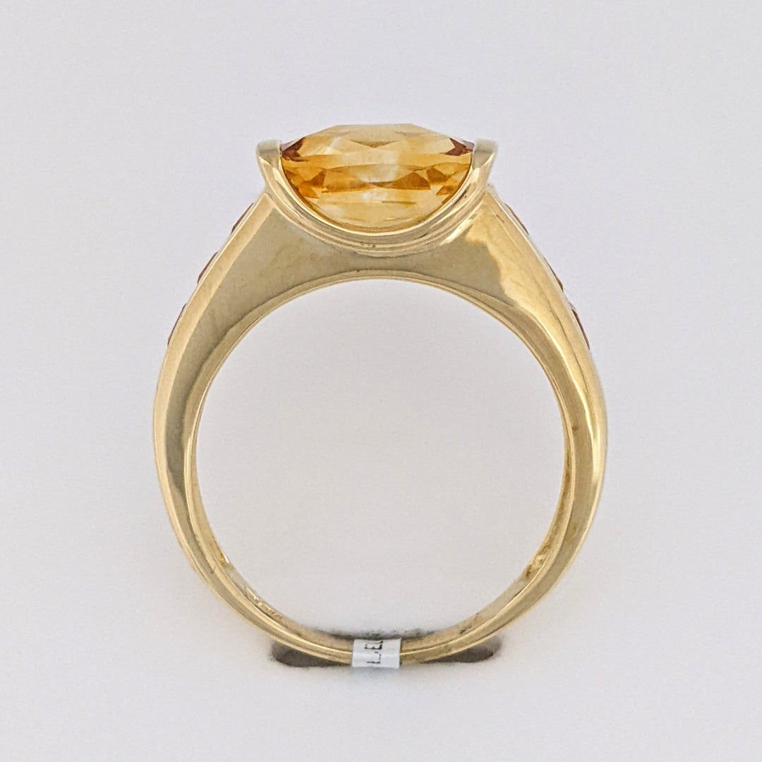 14K CITRINE CUSHION CUT 8X10 BAR SET WITH (6) PRINCESS CUT ESTATE RING 5.1 GRAMS