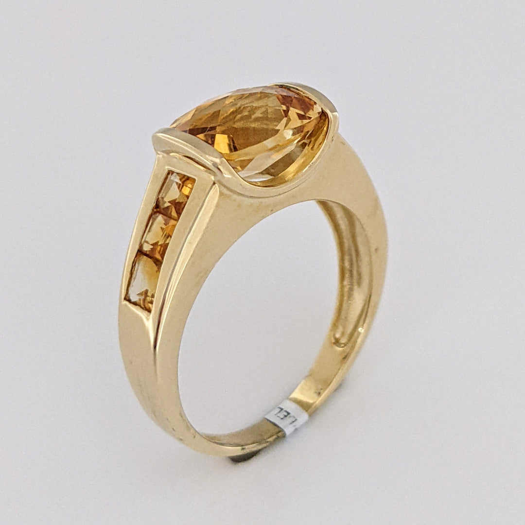 14K CITRINE CUSHION CUT 8X10 BAR SET WITH (6) PRINCESS CUT ESTATE RING 5.1 GRAMS