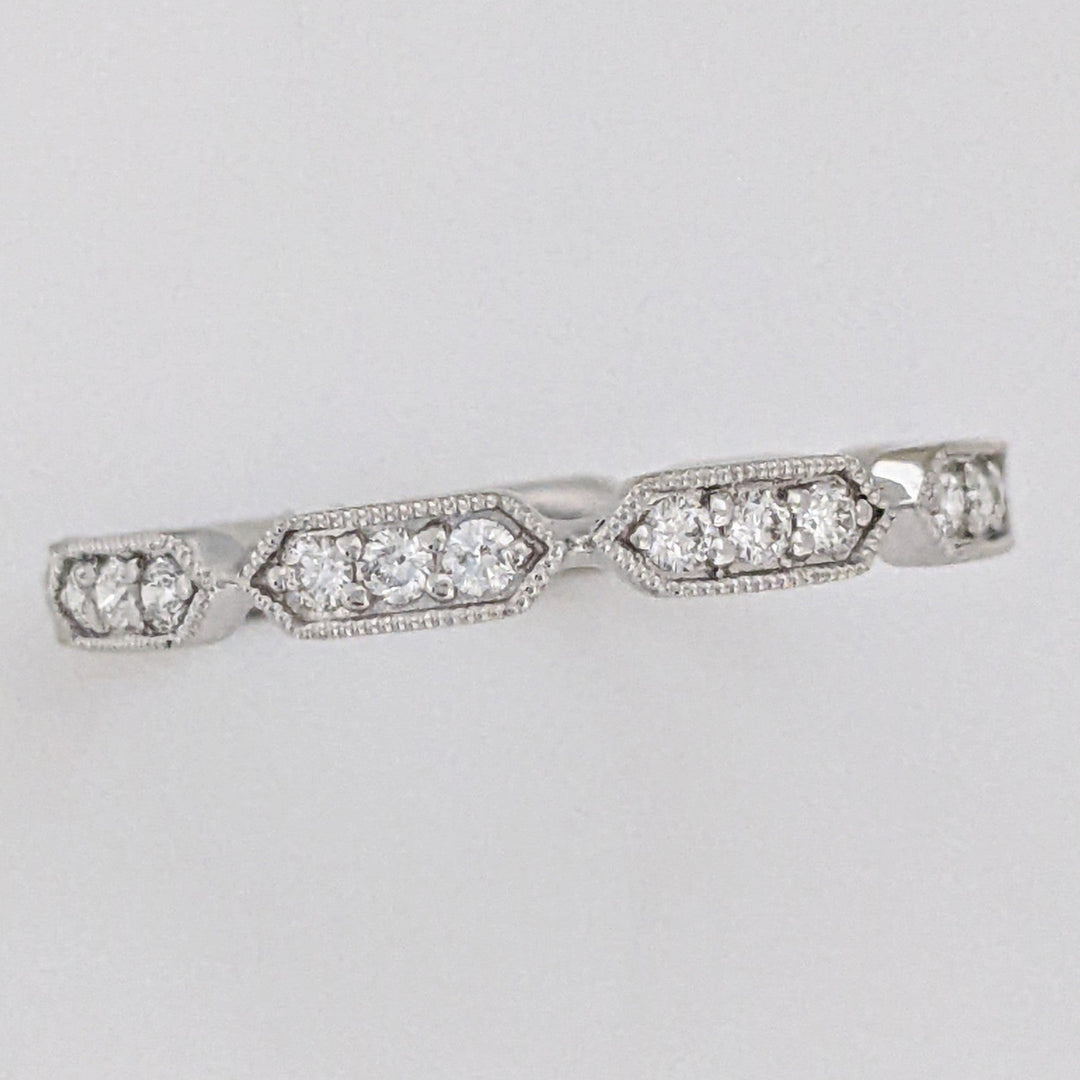 14K WHITE .24 CARAT TOAL WEIGHT SI2 H DIAMOND ROUND (21) LINK MILGRAIN ESTATE BAND 1.6 GRAMS