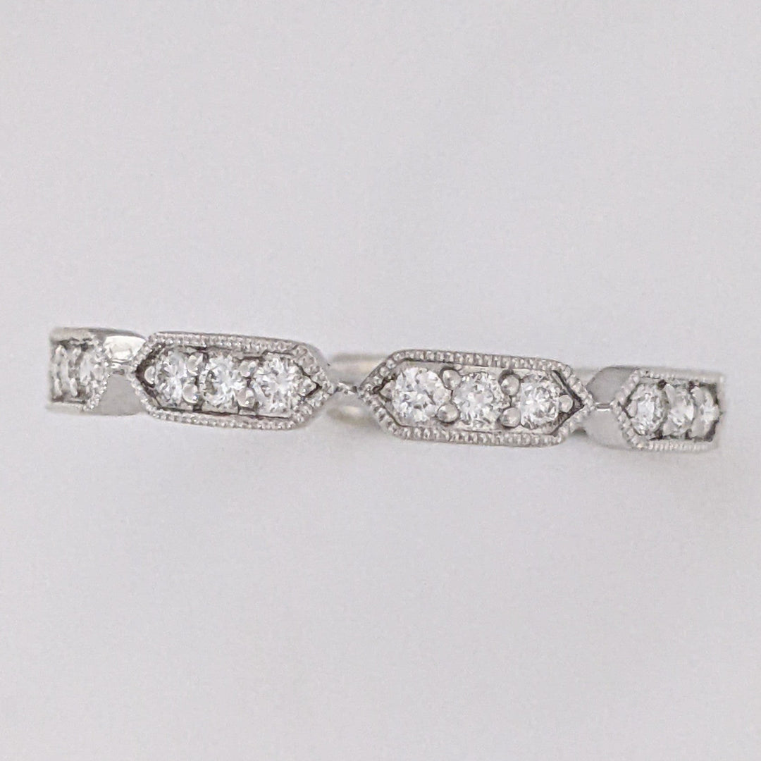 14K WHITE .24 CARAT TOAL WEIGHT SI2 H DIAMOND ROUND (21) LINK MILGRAIN ESTATE BAND 1.6 GRAMS