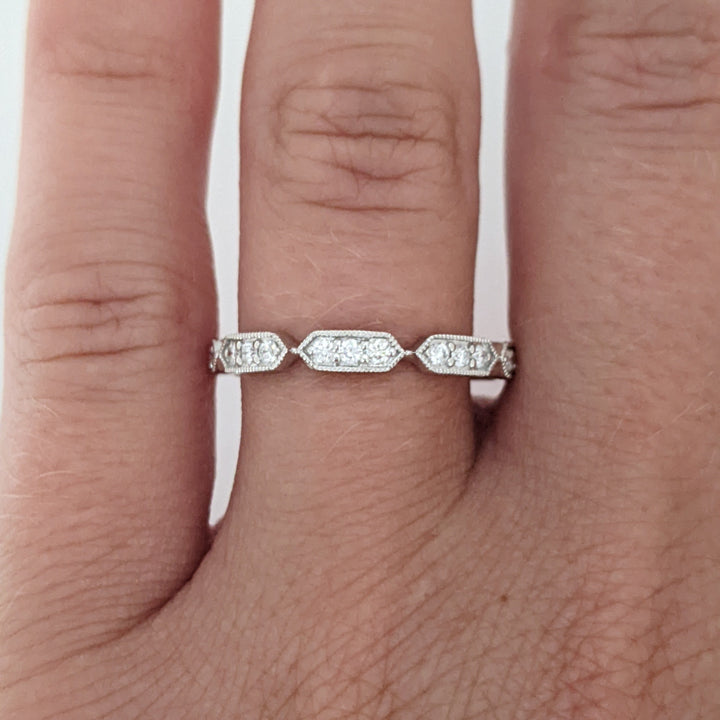 14K WHITE .24 CARAT TOAL WEIGHT SI2 H DIAMOND ROUND (21) LINK MILGRAIN ESTATE BAND 1.6 GRAMS