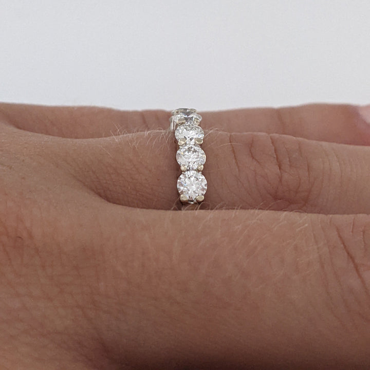 14K WHITE 1.01 CARAT TOTAL WEIGHT VS2 I DIAMOND ROUND (7) ESTATE PRONG BAND 2.7 GRAMS