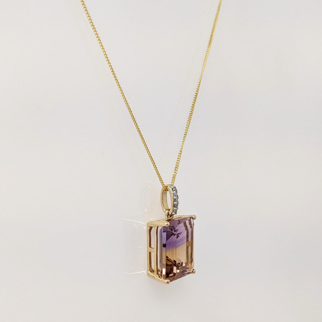 10K AMETRINE EMERALD CUT 10X12 WITH (5) MELEE ESTATE PENDANT & CHAIN 2.5 GRAMS