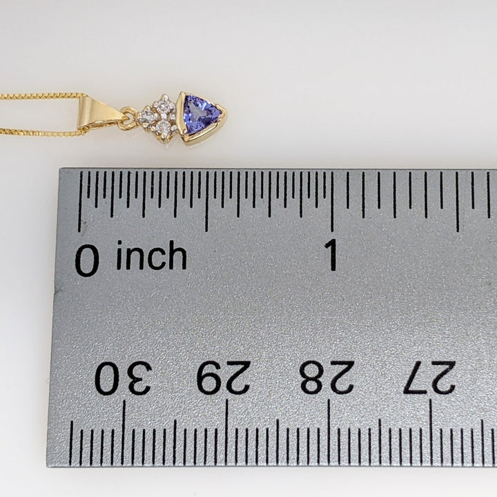 14K TANZANITE TRILLION 4MM WITH (3) MELEE ESTATE PENDANT & CHAIN 1.8 GRAMS