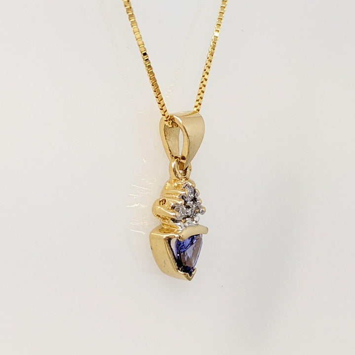 14K TANZANITE TRILLION 4MM WITH (3) MELEE ESTATE PENDANT & CHAIN 1.8 GRAMS