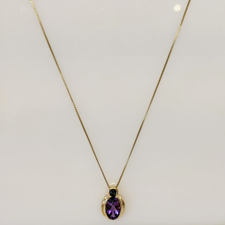 14K AMETHYST OVAL 7X10 WITH 3.0MM GREEN TOURMALINE BEZEL ESTATE PENDANT & CHAIN 3.7 GRAMS