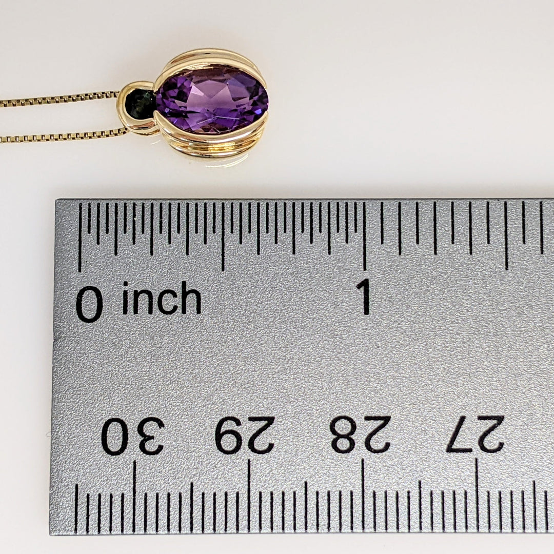 14K AMETHYST OVAL 7X10 WITH 3.0MM GREEN TOURMALINE BEZEL ESTATE PENDANT & CHAIN 3.7 GRAMS