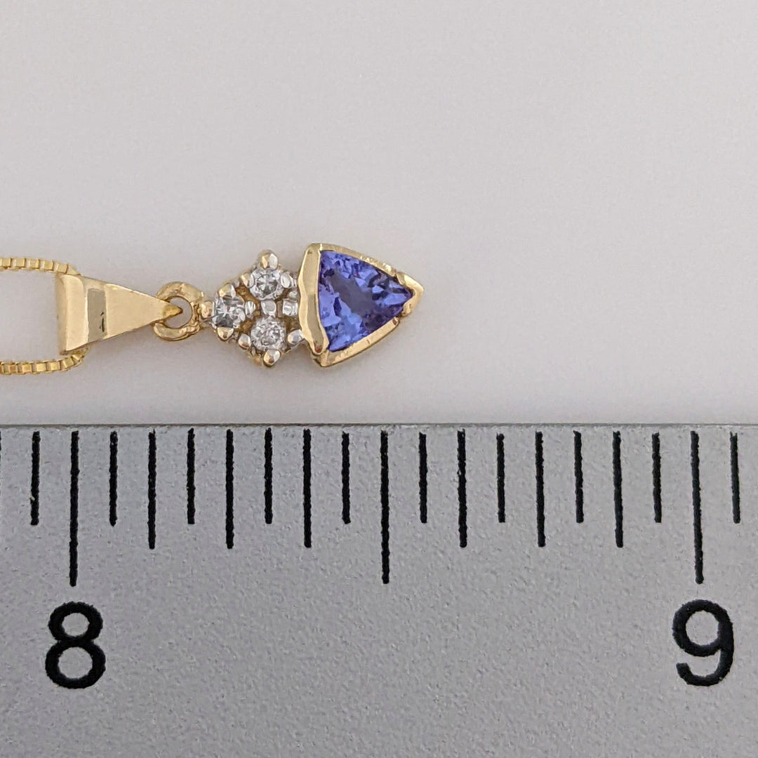 14K TANZANITE TRILLION 4MM WITH (3) MELEE ESTATE PENDANT & CHAIN 1.8 GRAMS