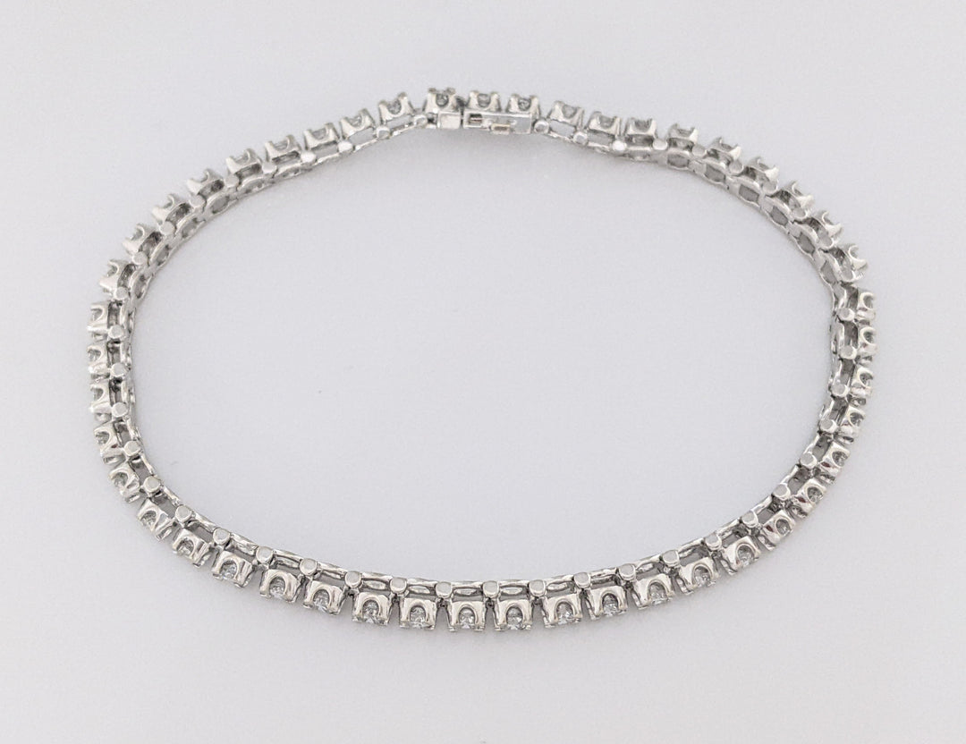 14K WHITE 2.82 CARAT TOTAL WEIGHT I1 I DIAMOND ROUND (47) ESTATE BRACELET 11.9 GRAMS