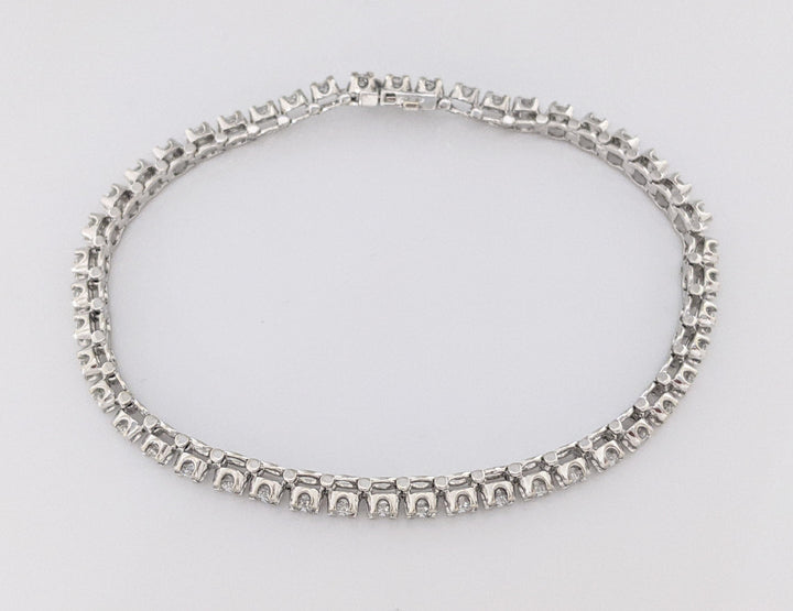 14K WHITE 2.82 CARAT TOTAL WEIGHT I1 I DIAMOND ROUND (47) ESTATE BRACELET 11.9 GRAMS