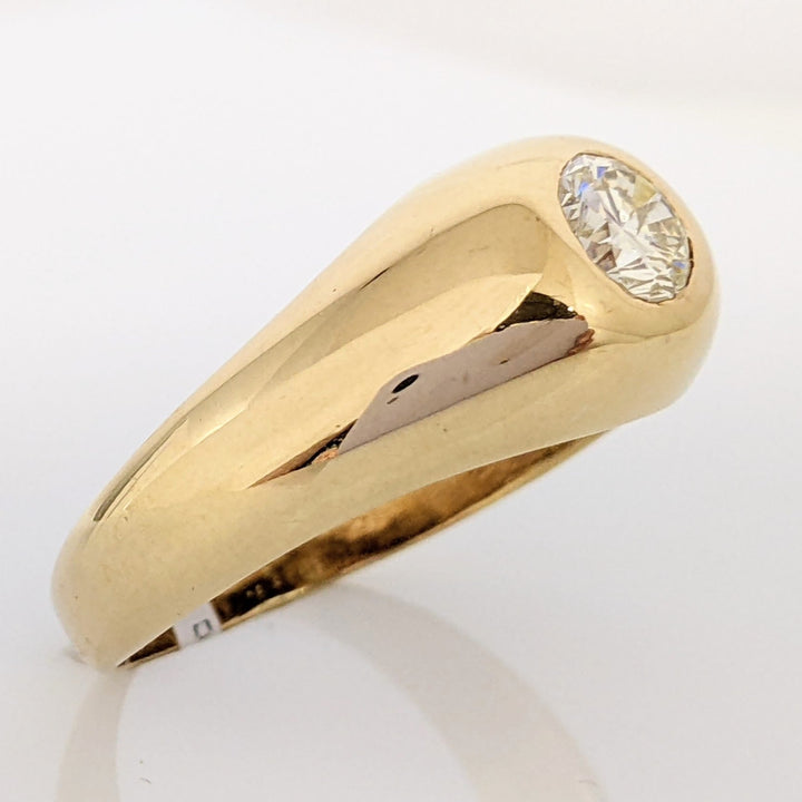 14K .72 CARAT TOTAL I1 K DIAMOND ROUND ESTATE BEZEL RING 5.4 GRAMS