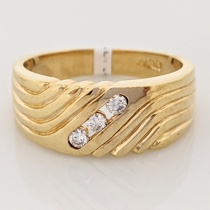 14K .13 CARAT TOTAL WEIGHT SI2 J (3) ROUND DIAMOND ESTATE RING 6.4 GRAMS