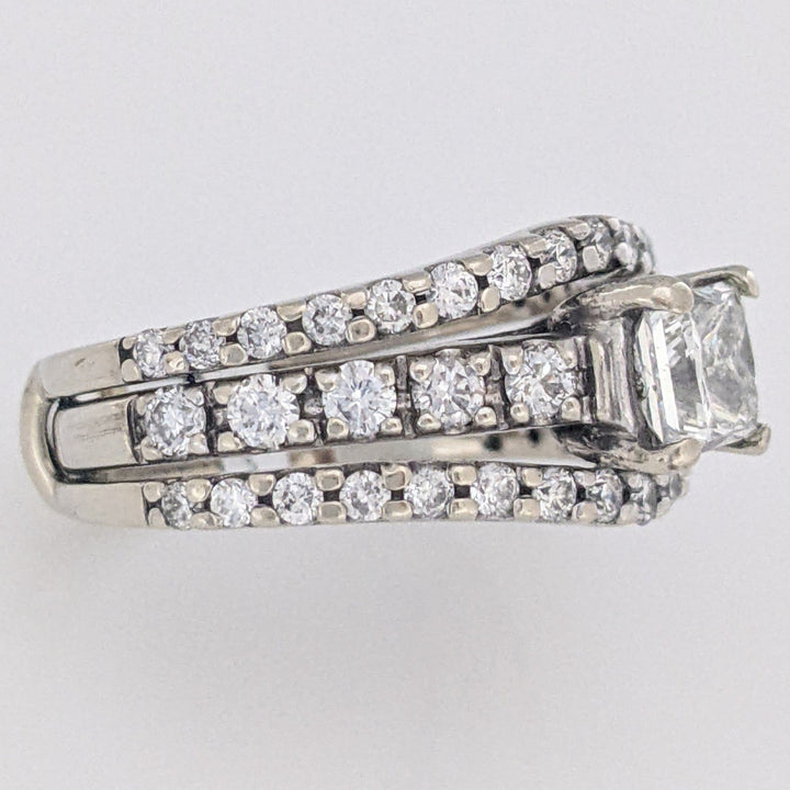 14K WHITE 1.24 CARAT TOTAL WEIGHT SI2 I DIAMOND PRINCESS CUT (1) WITH (44) ROUND RING/ JACKET ESTATE SET 5.5 GRAMS