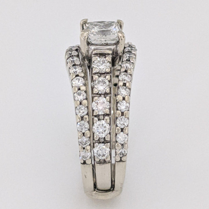 14K WHITE 1.24 CARAT TOTAL WEIGHT SI2 I DIAMOND PRINCESS CUT (1) WITH (44) ROUND RING/ JACKET ESTATE SET 5.5 GRAMS