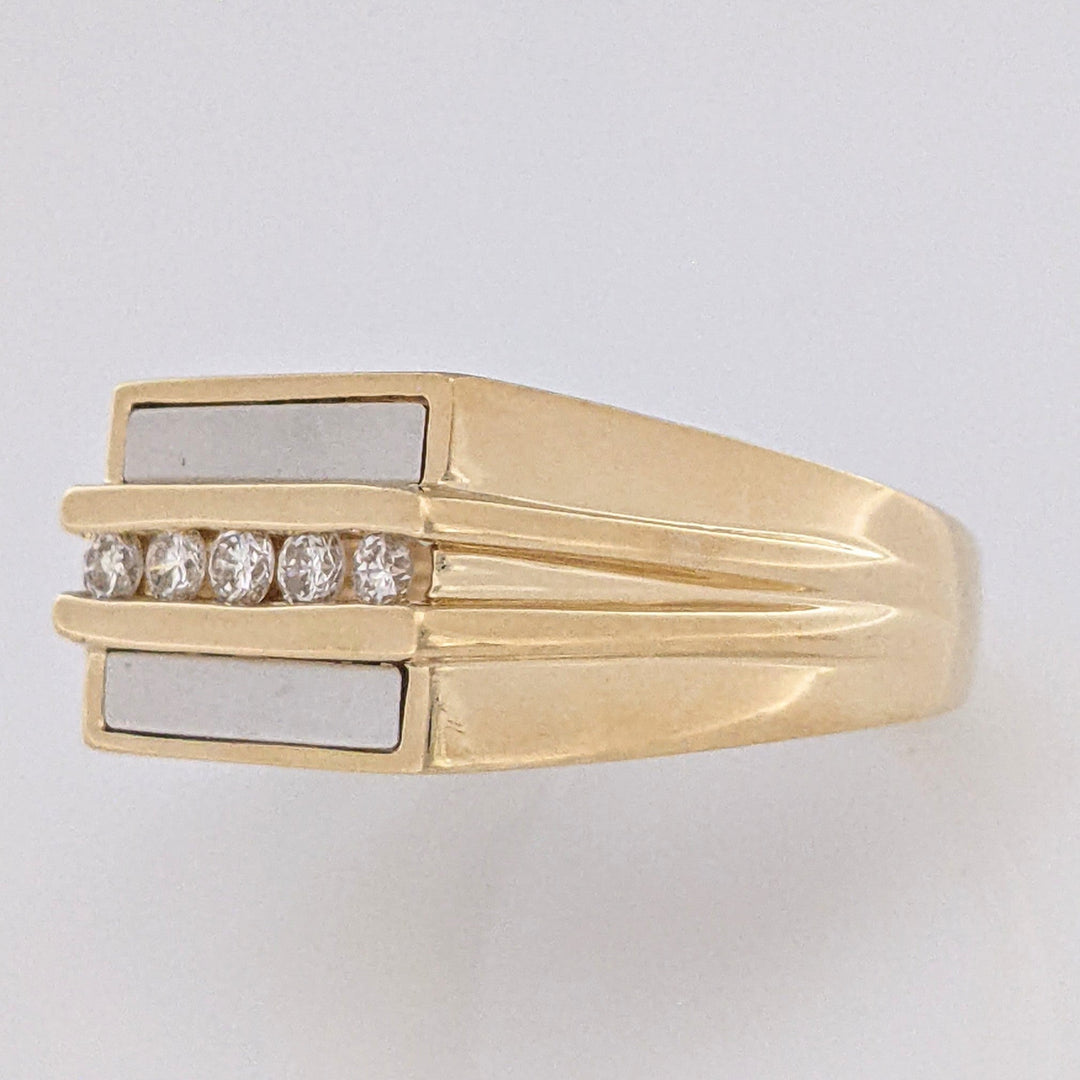 14K TWO-TONE .27 CARAT TOTAL WEIGHT (5) ROUND DIAMOND ESTATE RING 9.7 GRAMS