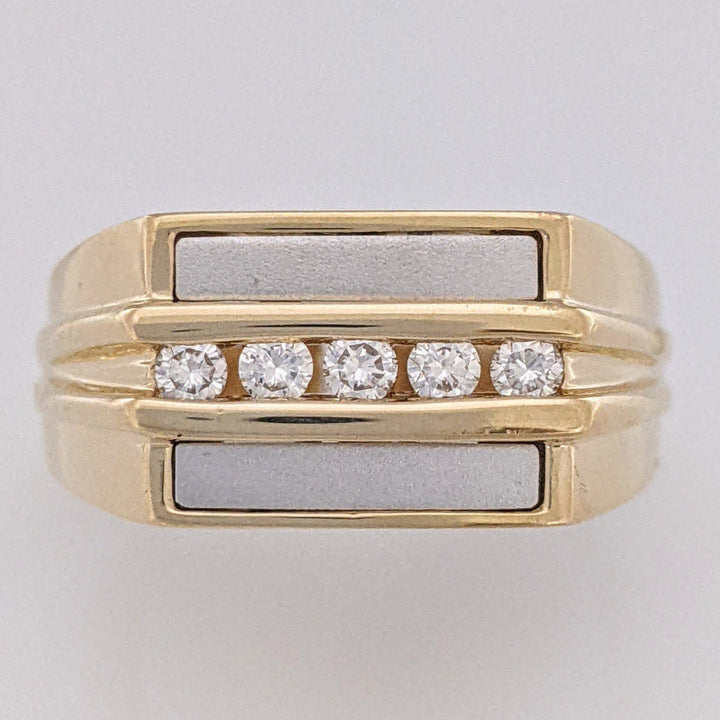 14K TWO-TONE .27 CARAT TOTAL WEIGHT (5) ROUND DIAMOND ESTATE RING 9.7 GRAMS