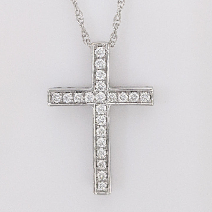 14K WHITE .15 CARAT TOTAL DIAMOND ROUND CROSS ESTATE PENDANT & CHAIN 3.6 GRAMS