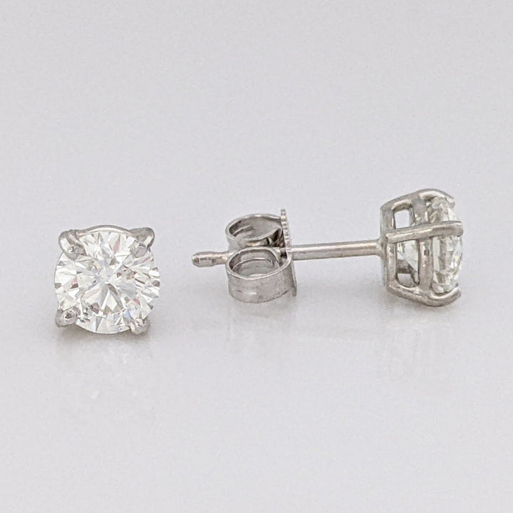 14K WHITE .90 CARAT TOTAL WEIGHT SI2 H DIAMOND ROUND (2) ESTATE STUD EARRINGS 1.0 GRAMS