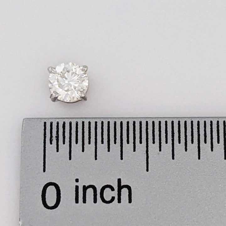 14K WHITE .90 CARAT TOTAL WEIGHT SI2 H DIAMOND ROUND (2) ESTATE STUD EARRINGS 1.0 GRAMS